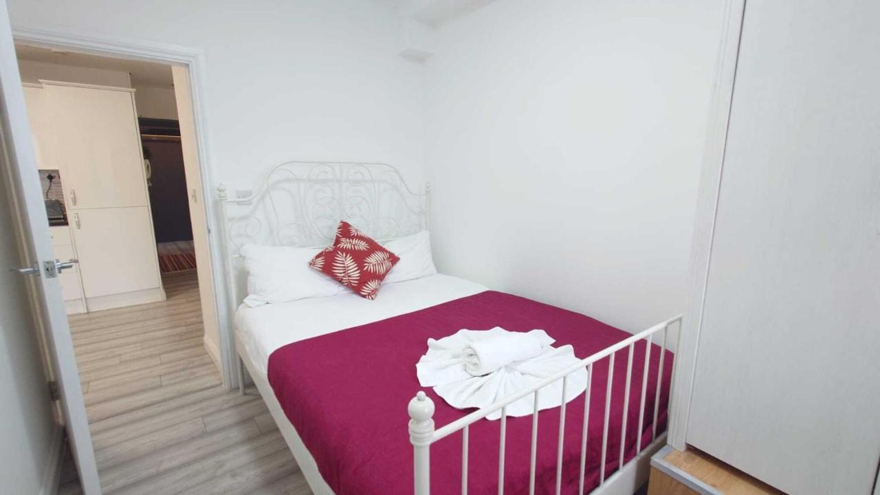Kings City Centre Apartments London Room photo
